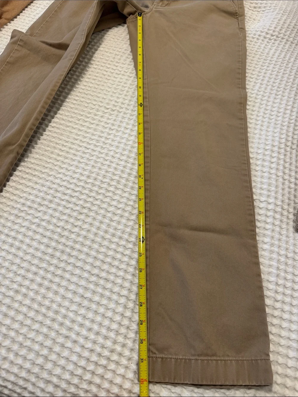 J. Crew Men's Chinos “The Sutton” in Khaki 32 x 34 straight fit vintage EUC